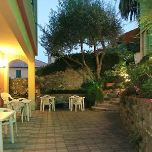 Flory Santa Margherita Ligure